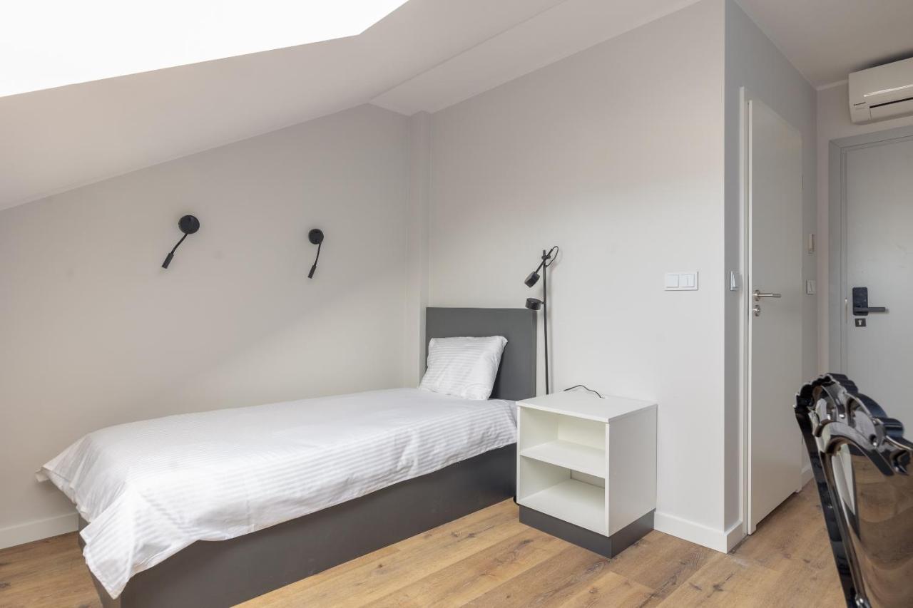 Ae Hostel Nowy Swiat Warschau Buitenkant foto